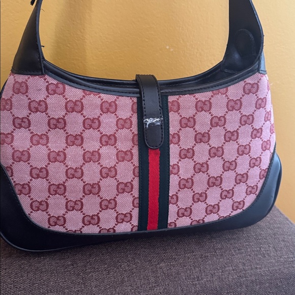 Vintage Gucci Pink and Black Shoulder Bag - Picture 5 of 12